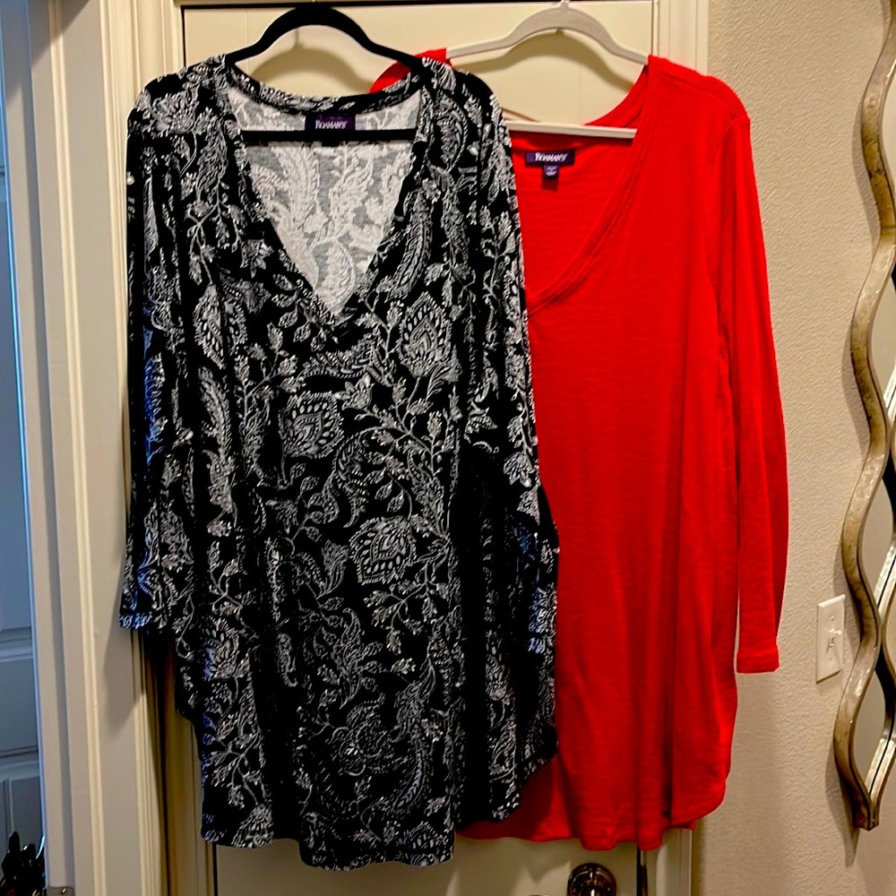 2 Roaman’s 34/36 4X women’s shirts. 1 black/white 1 red. Washed never worn